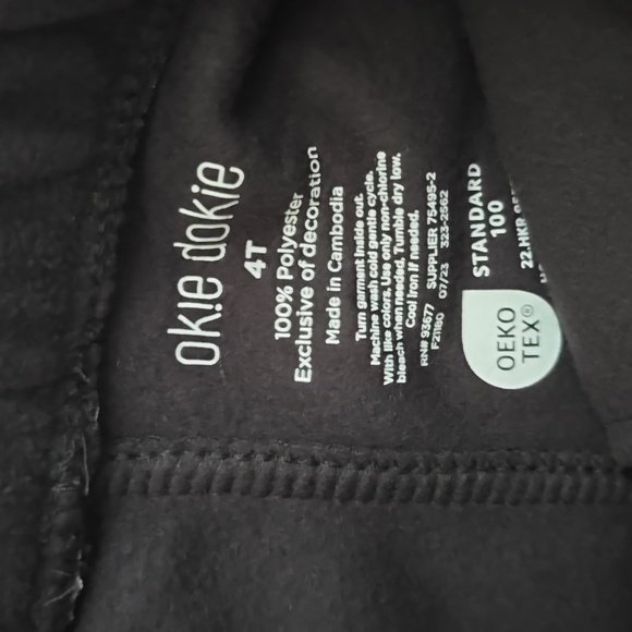 OKIE DOKIE TODDLER BOYS BLUE AND BLACK 2 PIECE FLEECE SET SIZE 4T - Picture 13 of 13